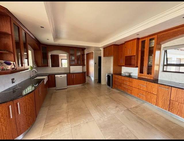 6 BEDROOM HOUSE FOR SALE IN BLUE SADDLE RANCHES